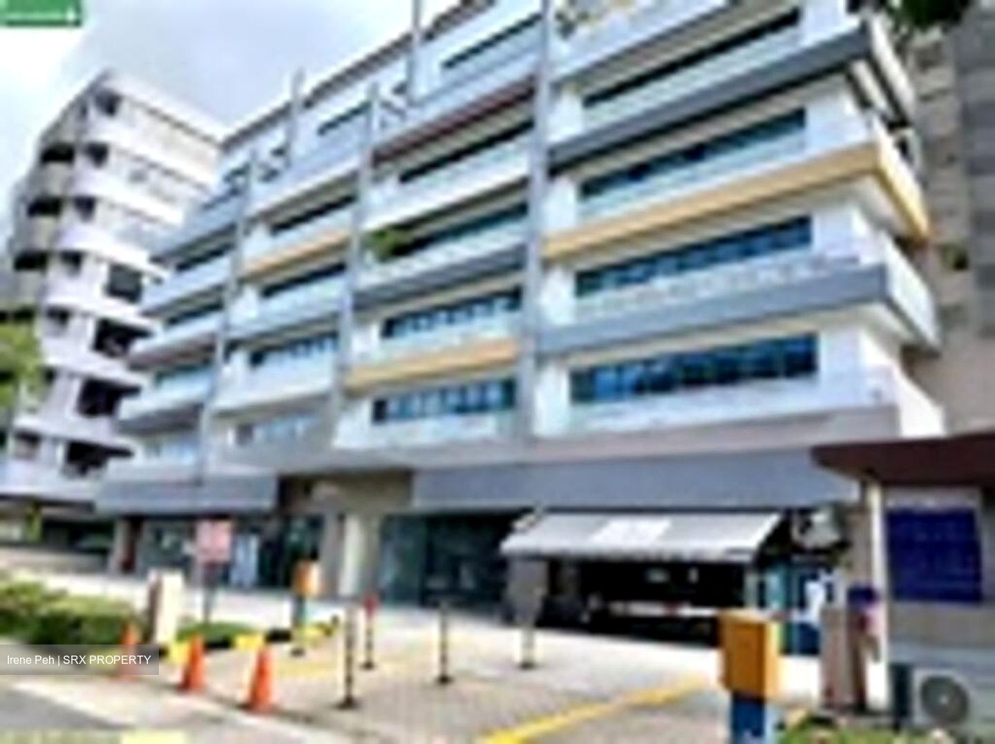 Redhill Forum (D3), Factory #505962331